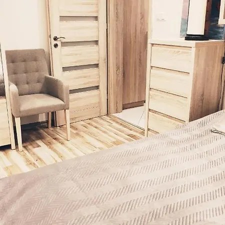 Wici 2 Teofilow Wodny Raj * לודז'